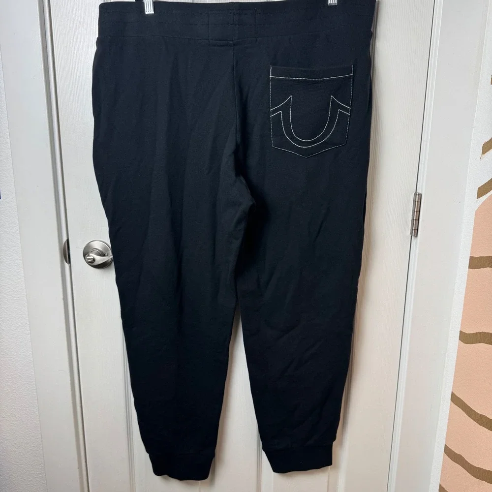 True Religion Jogger Sweatpant Mens 2XL Black Gold Horseshoe Logo MA0H023MF4